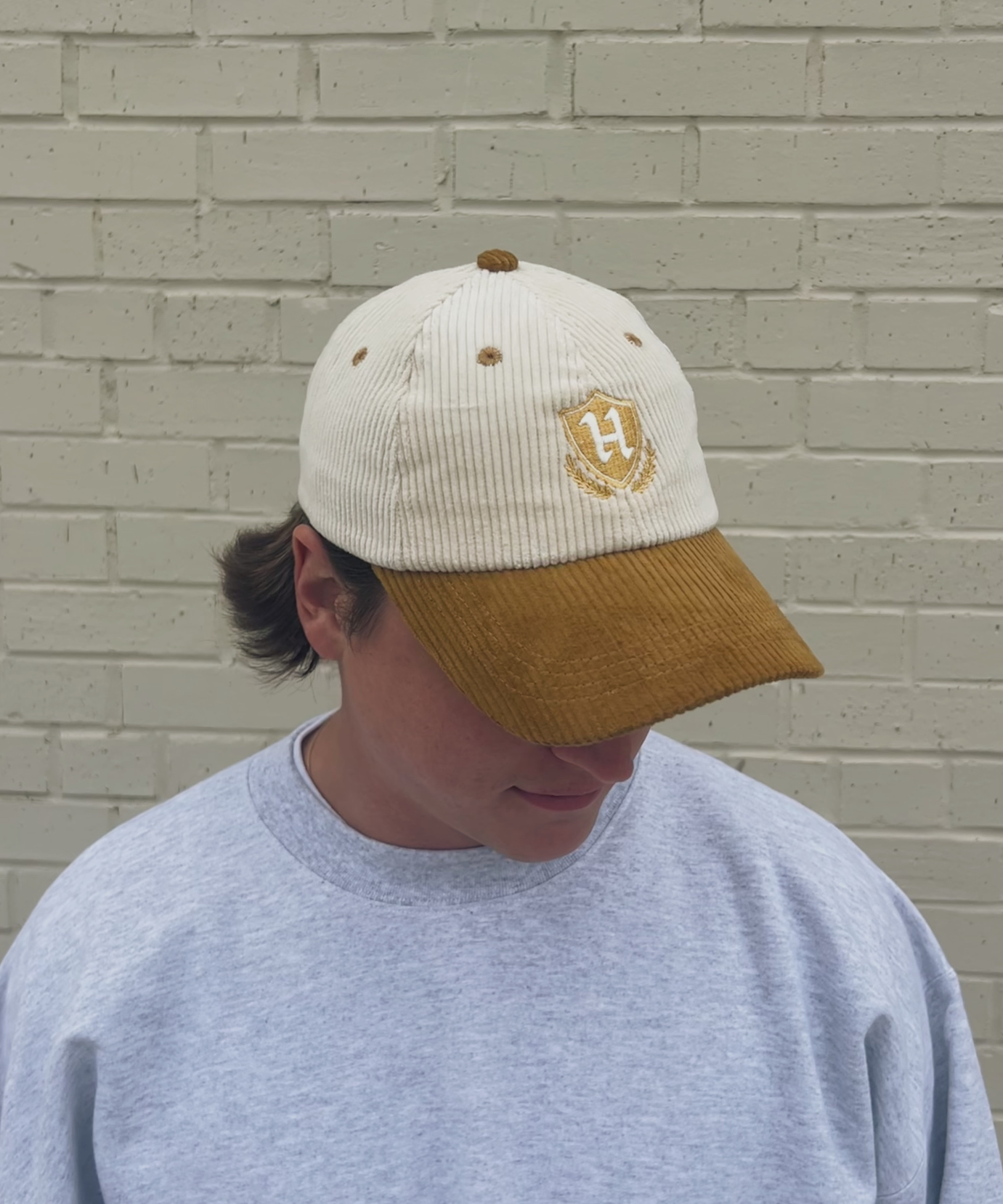 HOUSE HAT