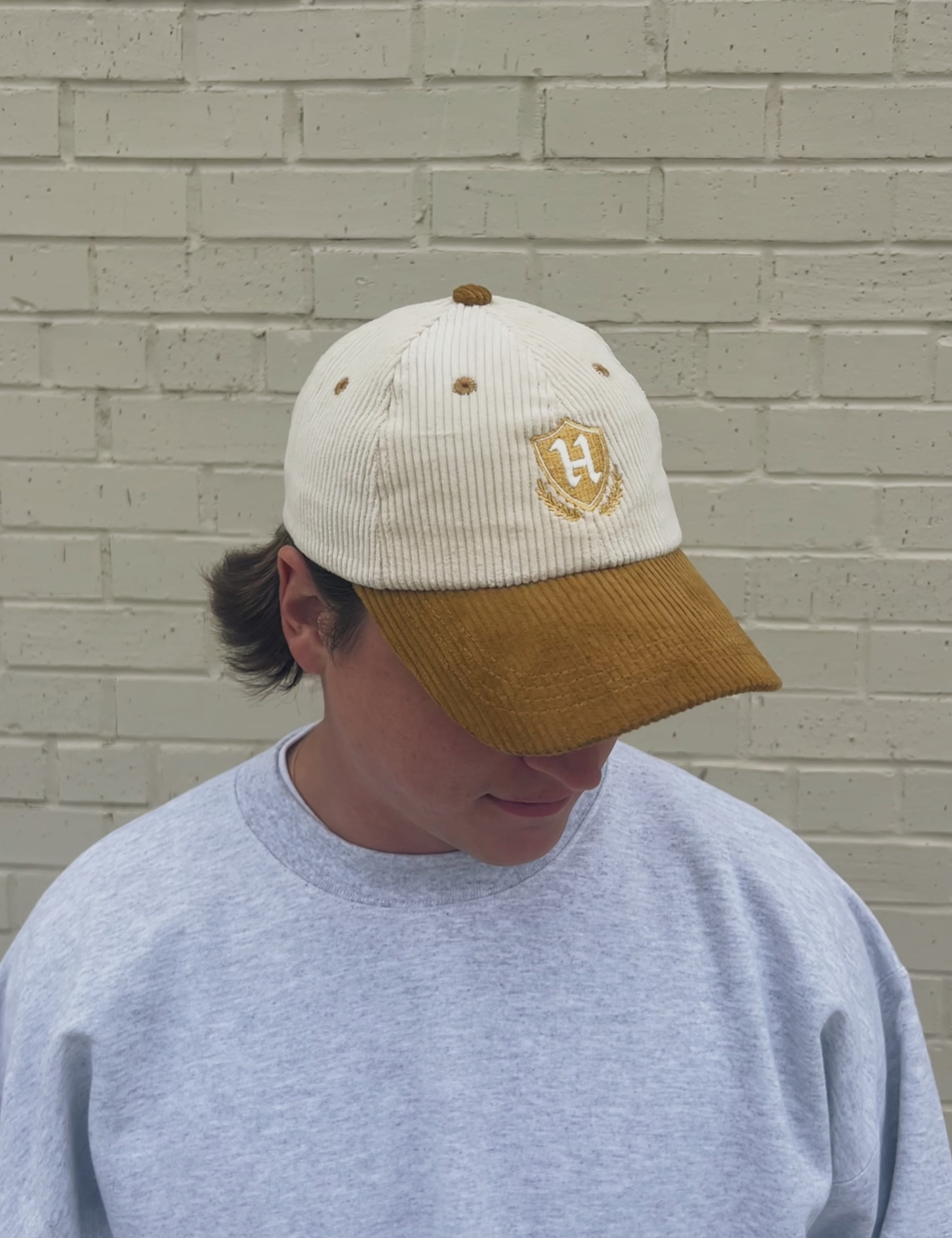 HOUSE HAT