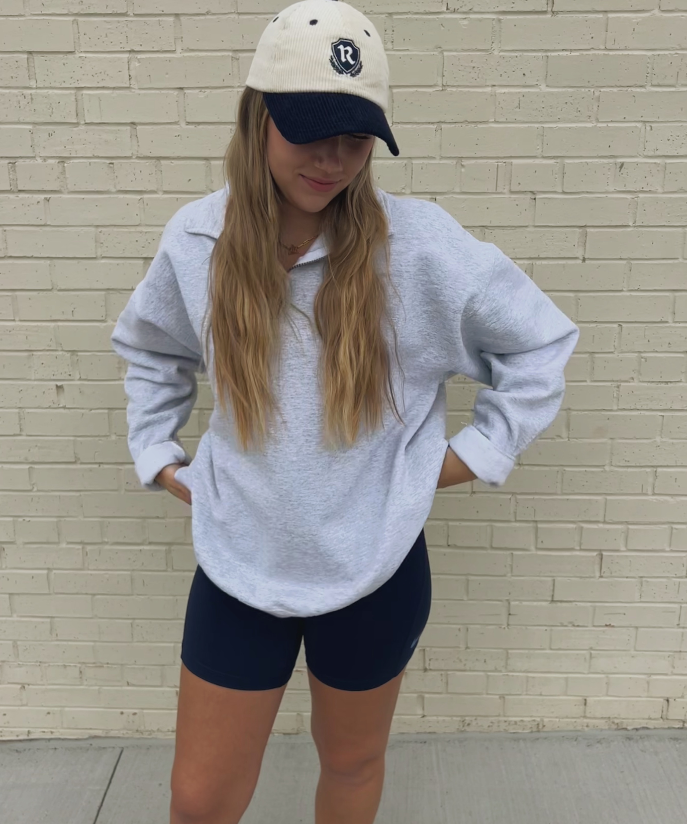 HOUSE HAT